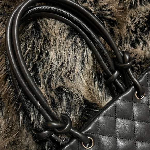 Chanel CC quilted tote with bright pink lining- RARE - Picture 7 of 11